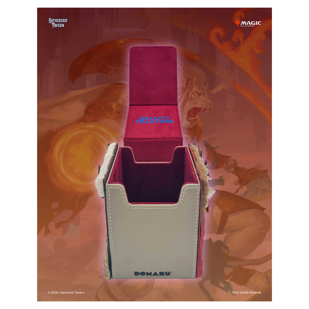 Gatherers' Tavern MTG Reality Fracture DOMARU Finest deck box with sculpted details and character - Ajani Goldmane - imagen 2